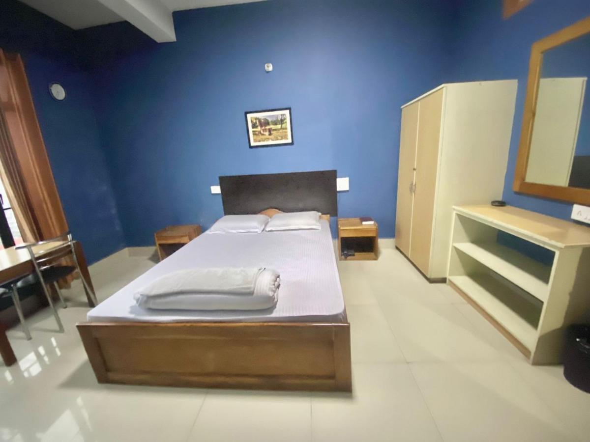 Chief Guest House Āīzawl Dış mekan fotoğraf